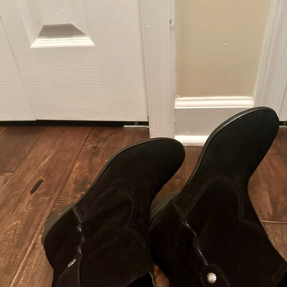 Frye Black Suede Booties women’s size 9